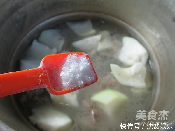 放血|它是猪身上“最营养”部位,15一斤没人买,肉贩子留着自己吃