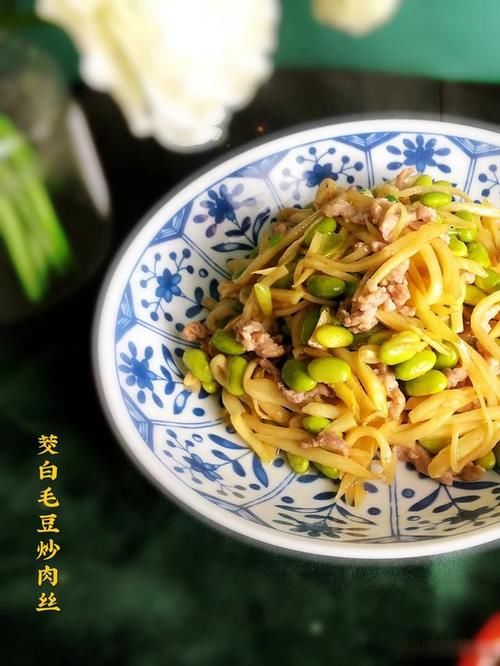 炒前|这道家常小菜,荤素搭配、营养美味,炒前多加这一步,吃得更健康