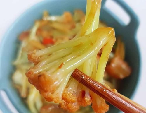 這道菜家人最愛，色香味俱全，十分下飯，而且鈣含量較高