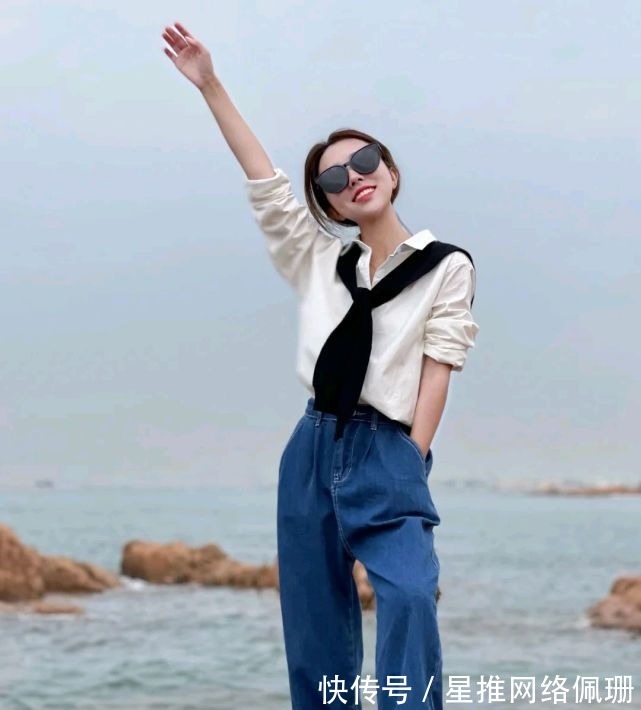 魅力|秋季穿搭可以做减法，穿搭风格简简单单就好，精致又有魅力