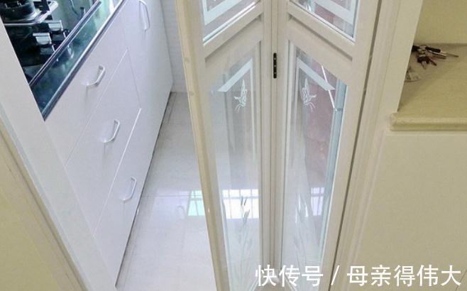 一日三餐|越来越多人厨房不装推拉门了,现在流行这样设计,既美观又省空间