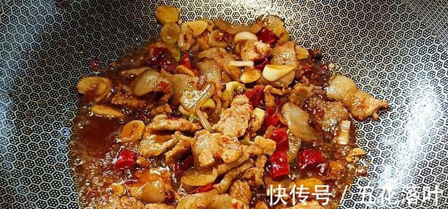 这才是干锅千页豆腐简单家常做法,豆腐鲜香入味,好吃下饭过瘾!