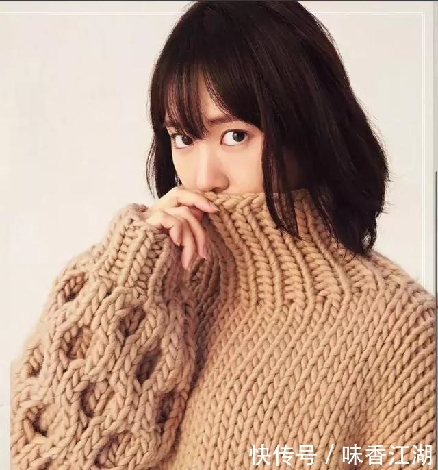 今年最火高领毛衣+大衣，才是秋冬绝配！