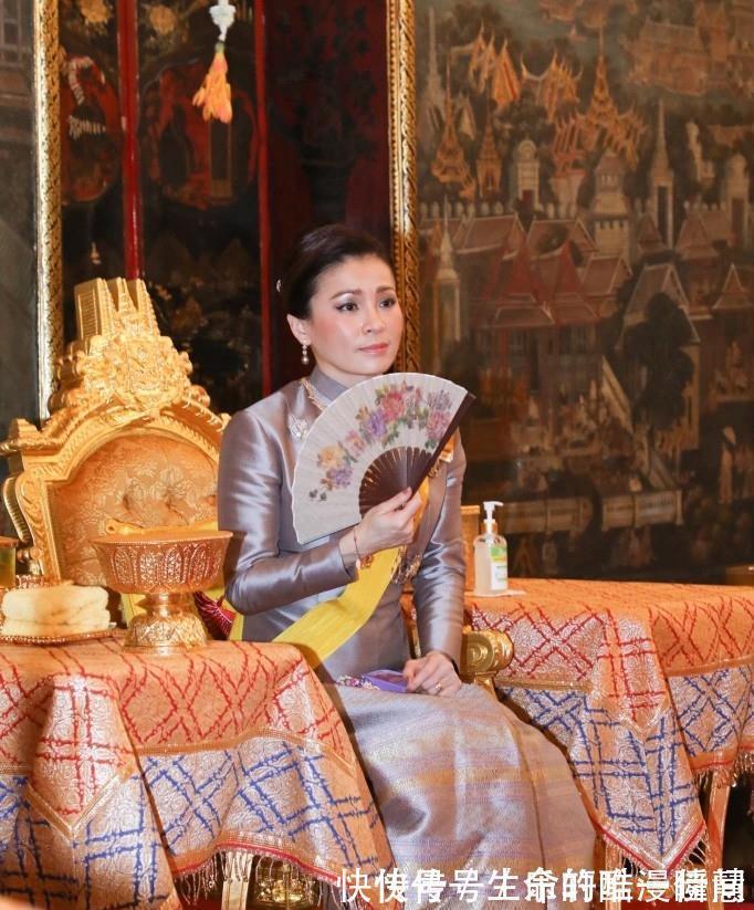 古风 人逢喜事精神爽!苏提达“国风”加身,仿佛年轻十岁