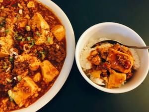 国宴|跟国宴大师学做—麻婆豆腐|麻辣鲜香的下饭神器，值得一学！