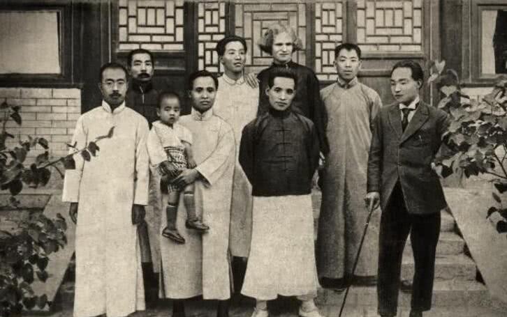 没出息|孙子考正数第二,儿子考倒数第二,他夸儿子有能力骂孙子没出息