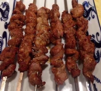 利润|烧烤摊最坑人4道菜,不懂的人每次必点,老板躲在一旁“乐呵呵”