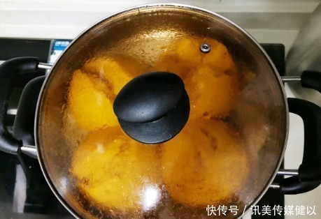 南瓜|做南瓜馒头时，注意3个小细节，出锅馒头个个松软，又不失嚼劲