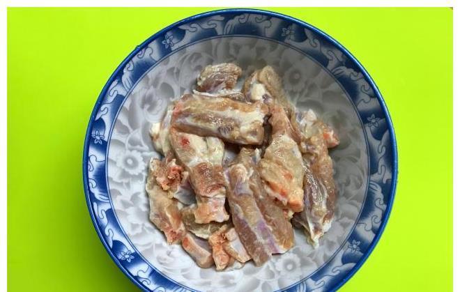 豆豉|排骨不煮不炖不炸,教你秘制做法,嫩滑多汁入味,好吃不上火