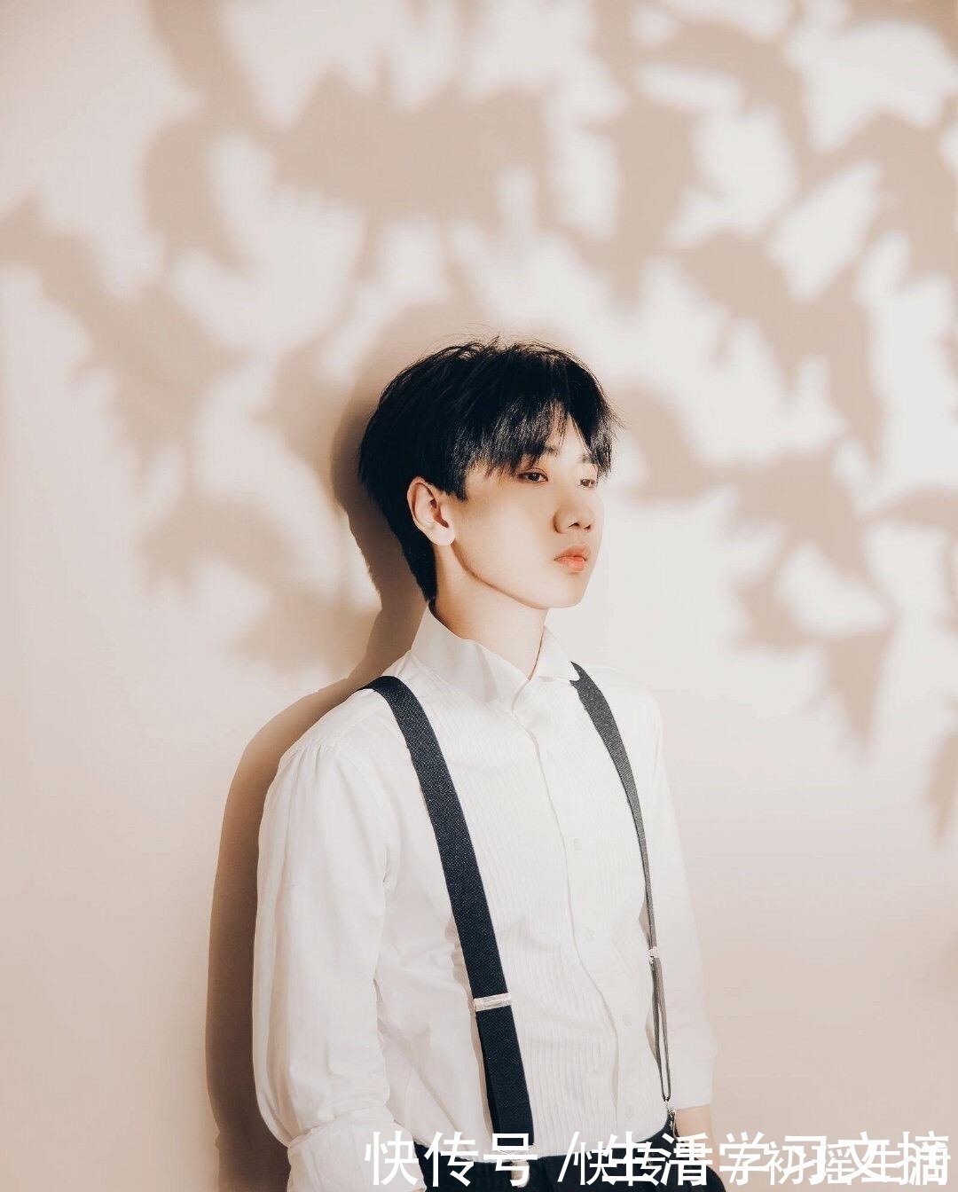 陳飛宇|李現(xiàn)、王一博、羅云熙、鄭業(yè)成、汪蘇瀧、陳飛宇、許凱的娛樂消息