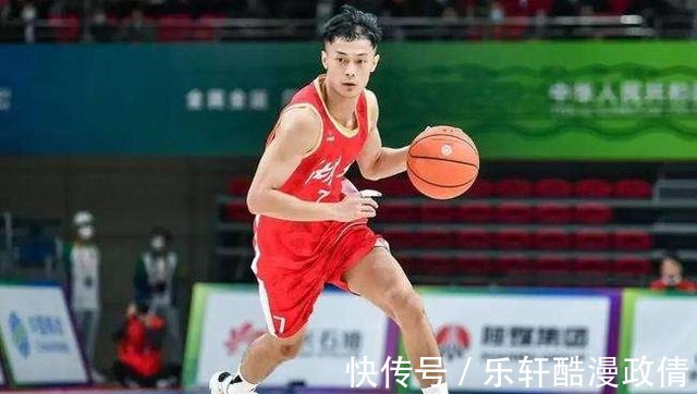 周鹏|广东大换血,杜锋或狠心放弃5名球员,汤杰获周鹏力挺很感动