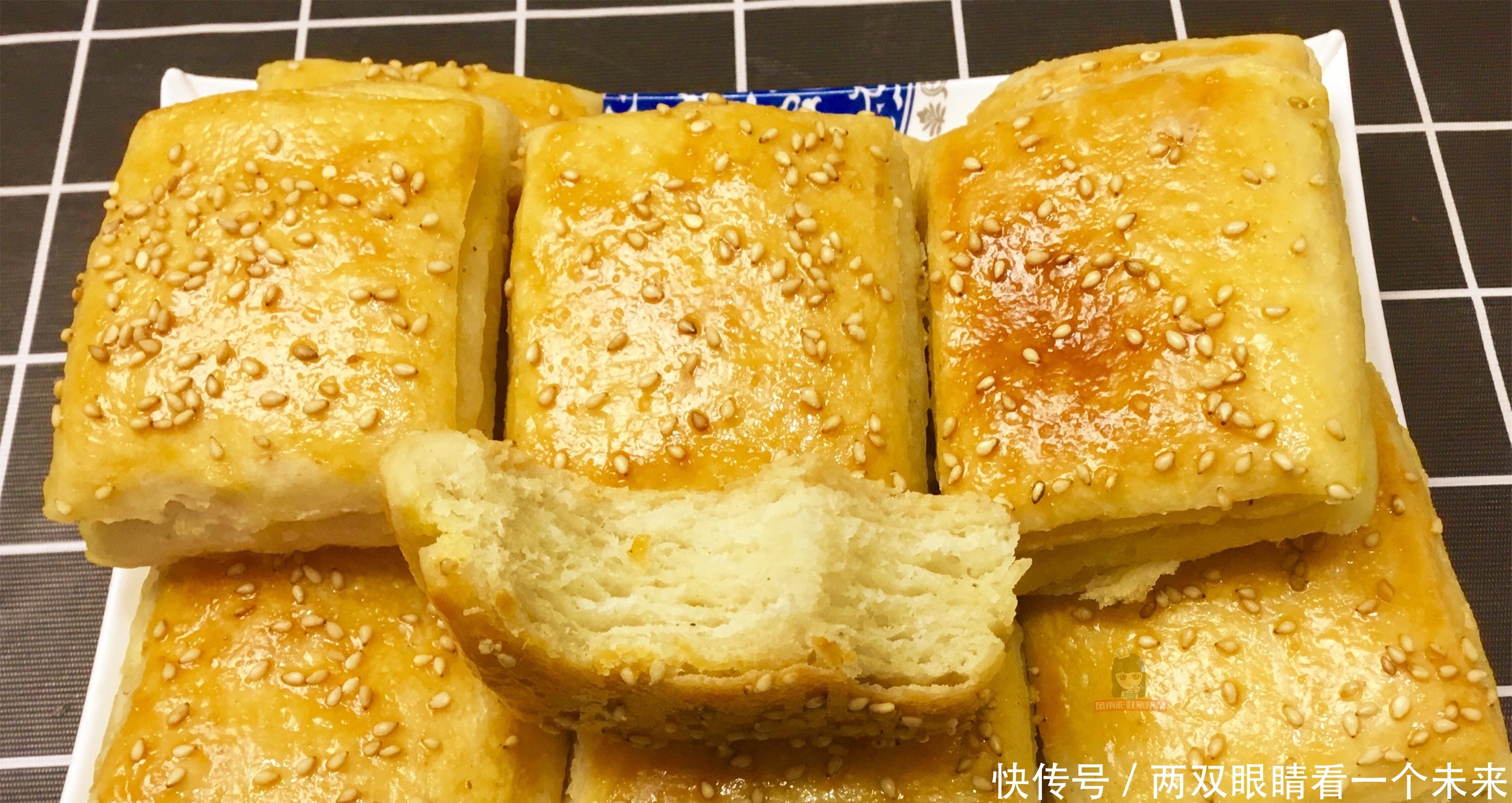 想吃千层烤饼一定收藏,教你简单做法,酥脆又起层,全家人都爱吃