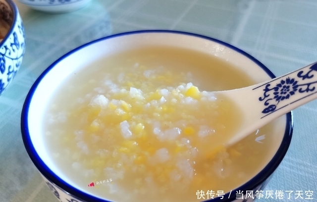 粉蒸肉|一家三口人的午餐,清爽鲜美味道香,网友:这是什么搭配