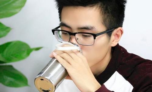 高压|高压140,低压95,是高血压吗?低压偏高说明什么?医生告诉你