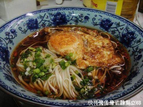 辣妈|越穷的家庭,越爱喂孩子吃这2碗饭,“毁”了娃还不自知