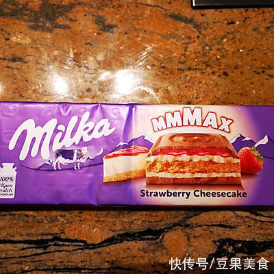 #安佳万圣烘焙奇妙夜# 巧克力覆盆子乳酪蛋糕,蛋糕预拌粉