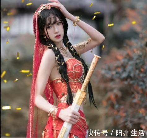 老太|学生穿C服就是没教养?八旬老太怒剪汉服,孙女:为老不尊