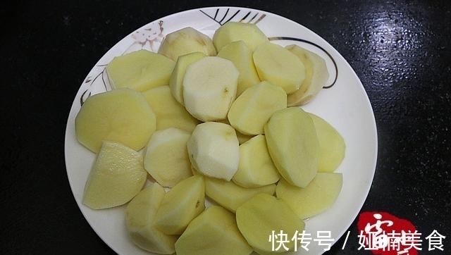鸡腿|新鲜土豆上市,必须要这样吃一次,好吃到爆呀!