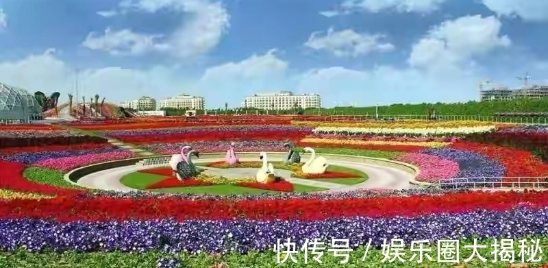 七律#诗词/七律《迎国庆》