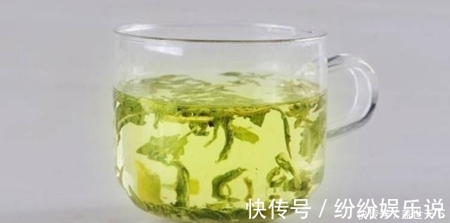 口气|为什么口臭自己闻不到？医生：刷牙时多一步，让你恢复清新口气！