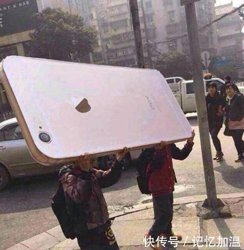 |趣味图片幽默段子:这位大姐看起来不好惹,应该是个暴脾气,哈哈