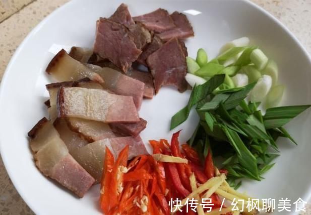 肝脏|血压高的人，晚餐切记3不吃，有利于健康养生