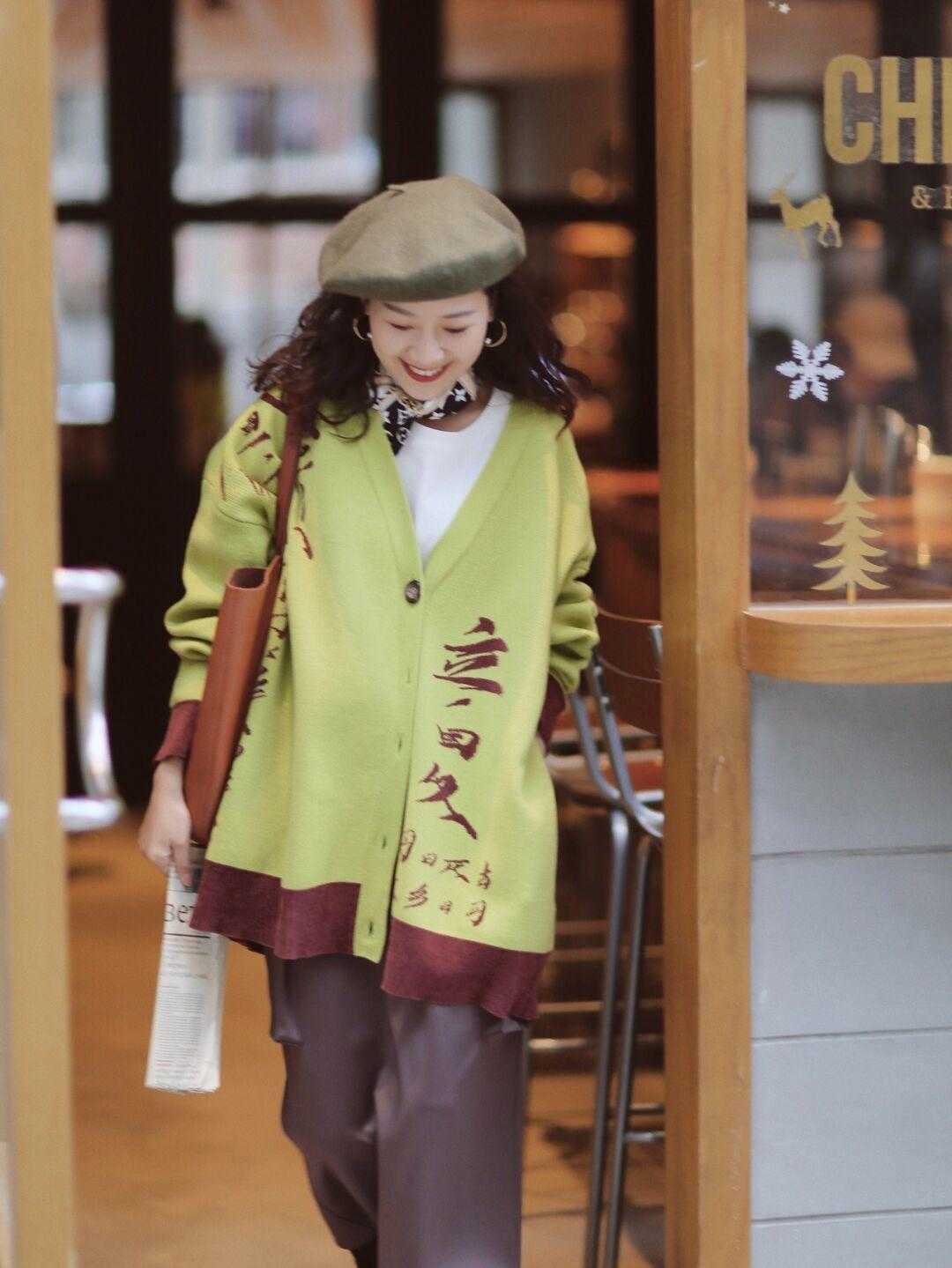 黑丝 出门聚会怎么穿？这四款心机造型，时髦个性又有腔调，咋穿都出彩