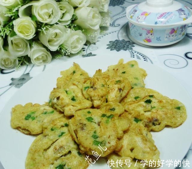 锅煎蛏子,鲜嫩可口,一盘子都不够吃