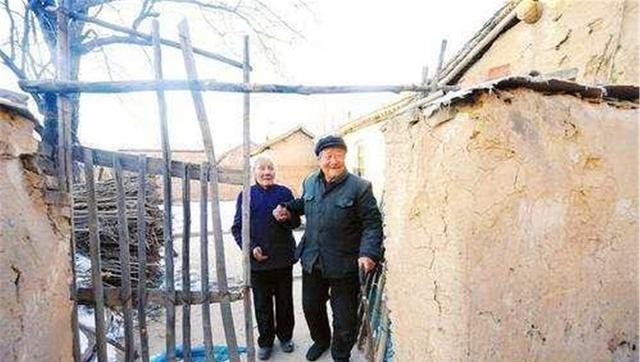 证件|九旬抗日老兵,证件丢失没法证明身份,指着博物馆照片说:这是我