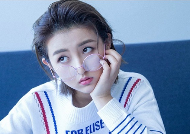 曝光率 张子枫曾3次拒绝跑男邀请,理由只有6个字,却让很多00后汗颜