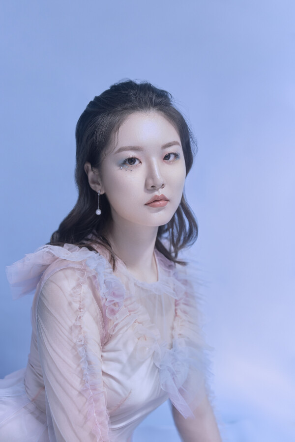 水果|某某水果《达尔文与相对论》上线,想要每晚和聪明的望远镜dating吗?