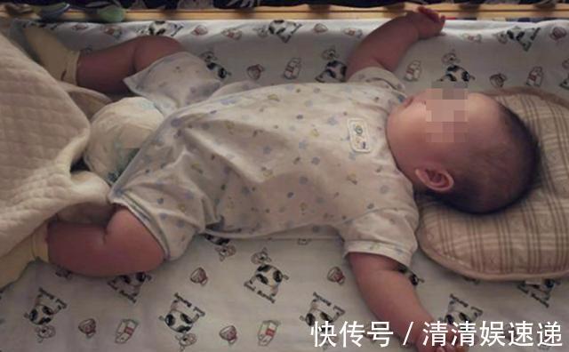 睡姿|3个月宝宝,因睡姿不当导致窒息,错误的睡姿,危险系数有多高?