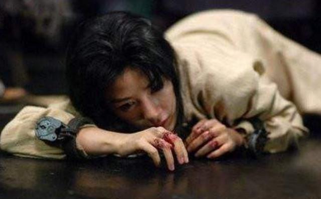 女囚|古代“仗刑”是怎么行刑的女囚宁死不从，男囚花钱受罪
