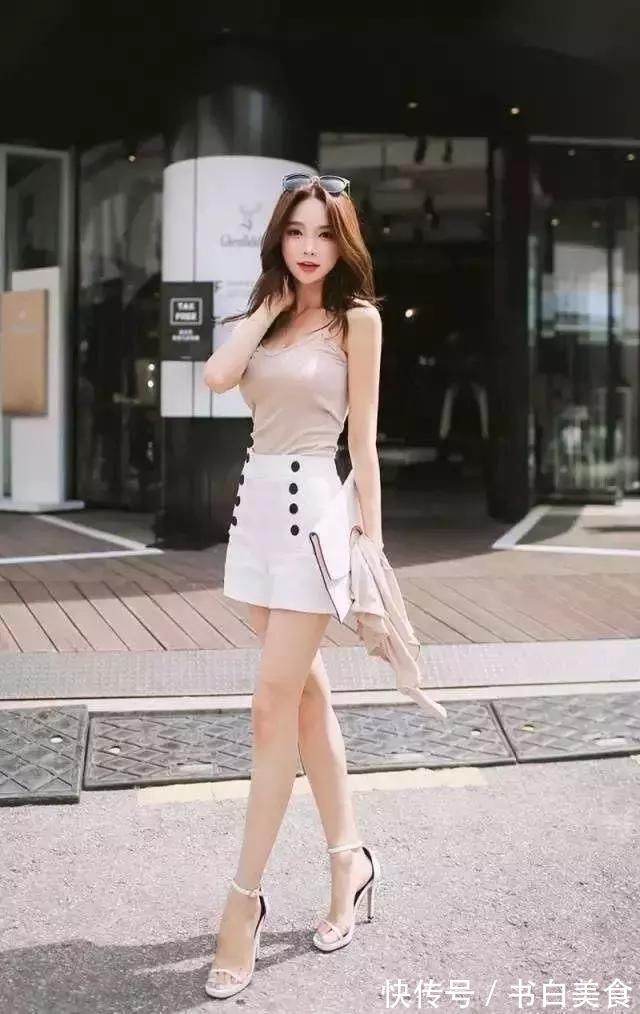 高跟鞋|高跟鞋的搭配，展现出女性成熟魅力的气息，显得更有女人味