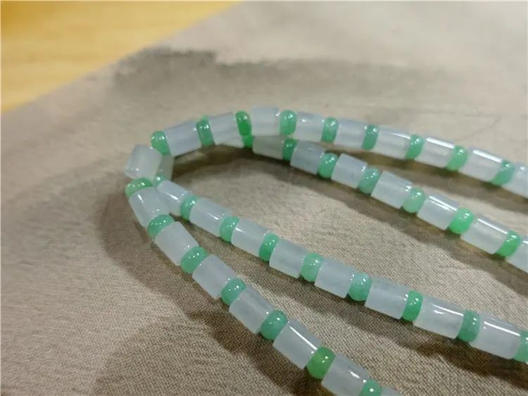 花式链$翡翠项链鉴赏,时尚与经典的完美结合