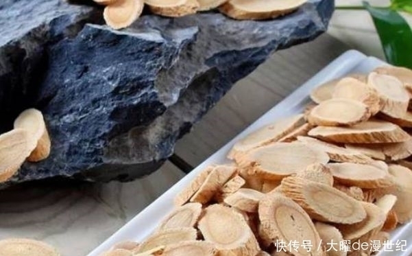 坚持每天一杯“黄芪水”,一段时间后,4个“变化”会悄悄发生