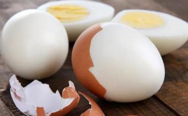 鸡蛋|每天都吃一个鸡蛋的人，提醒：尽量注意这5点，别大意了
