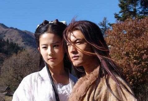 杨康|金庸“抹黑”杨家将有何深意?金庸:仔细看一下他们的经历