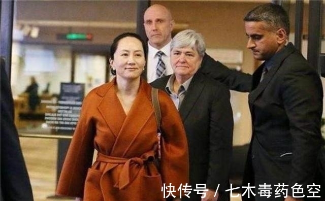 省长|那个为任正非生下孟晚舟，省长的女儿孟军，离婚后生活过得如何？