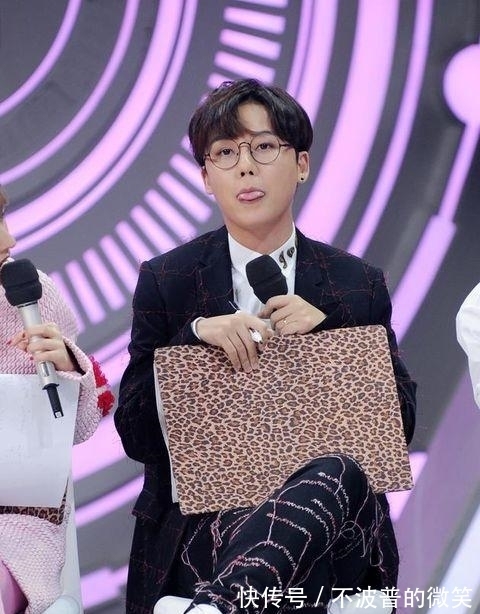 劉維熱搜榜排名直線上升!但是做自己才是最快樂的!