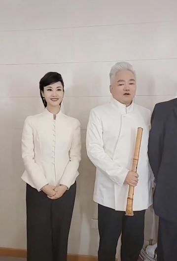 星光大道总决赛现场曝光，于文华站一旁显乖巧，杨洪基阎维文同框