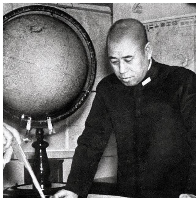 此人|此人是击毙山本五十六的英雄，为何战后将美国空军告上联邦法庭？