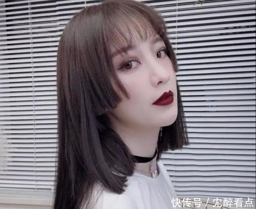 直男最“忍不了”的4种女生发型,很多人最爱,发型师都难住了!