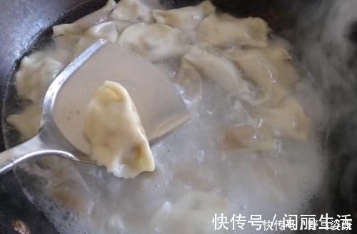 裂口|保存饺子，不要包好直接放冰箱，教您一招，饺子放一个月都新鲜