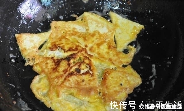 嫩豆腐|煎豆腐时，不要直接下锅，多加一步，豆腐焦黄又嫩滑