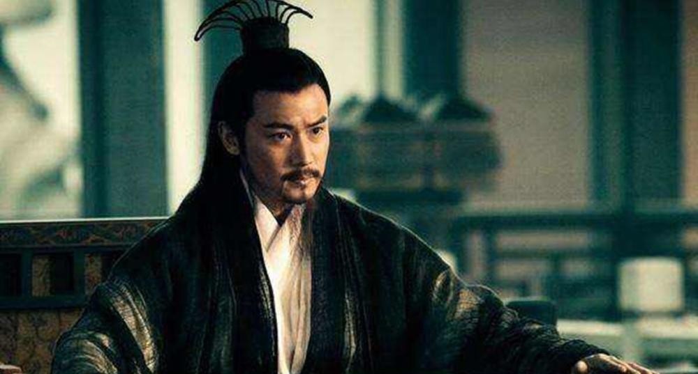  正是|诸葛亮腿脚没有问题，为何还要坐轮椅？这正是他最聪明的地方