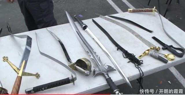 四棱锏&这把老外复原的中国古代四棱锏,威力骇人,测试起来简直太残暴