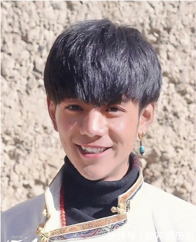 爸爸|救命!金主爸爸让你代言化妆品,你却差点把人祸祸到关门