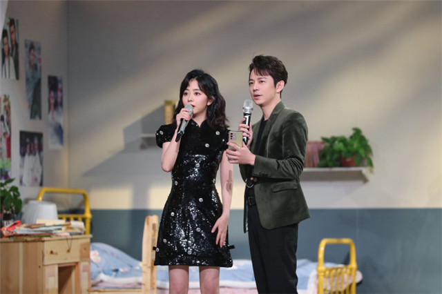 快本停播后主持人近况大不同,何炅谢娜再就业,杜海涛李维嘉停工