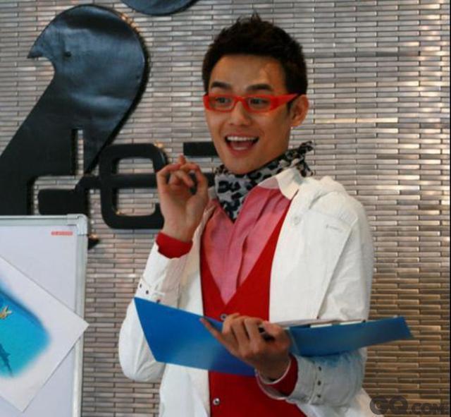 小夫妻|“罕见结婚证”走红,夫妻俩名字直言绝配,工作人员:以为眼花了